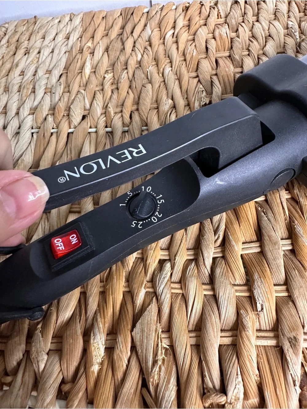 Revlon Black Triple Barrel Hair Waver